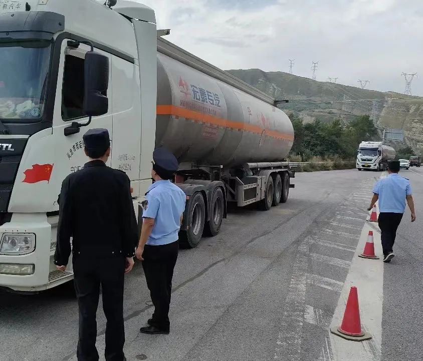 以案释法典型案例丨危货运输风险大 无证运输不可取